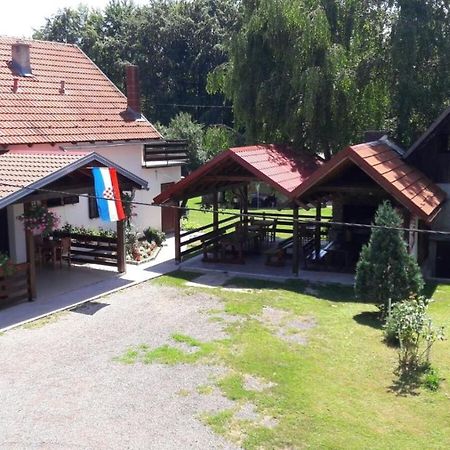 Apartments With A Parking Space Smoljanac, Plitvice - 12345 Εξωτερικό φωτογραφία