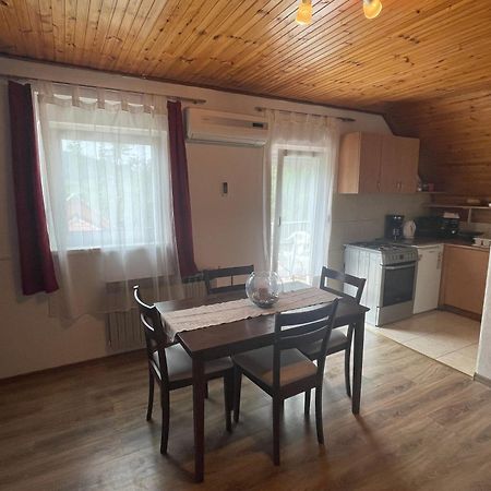 Apartments With A Parking Space Smoljanac, Plitvice - 12345 Δωμάτιο φωτογραφία