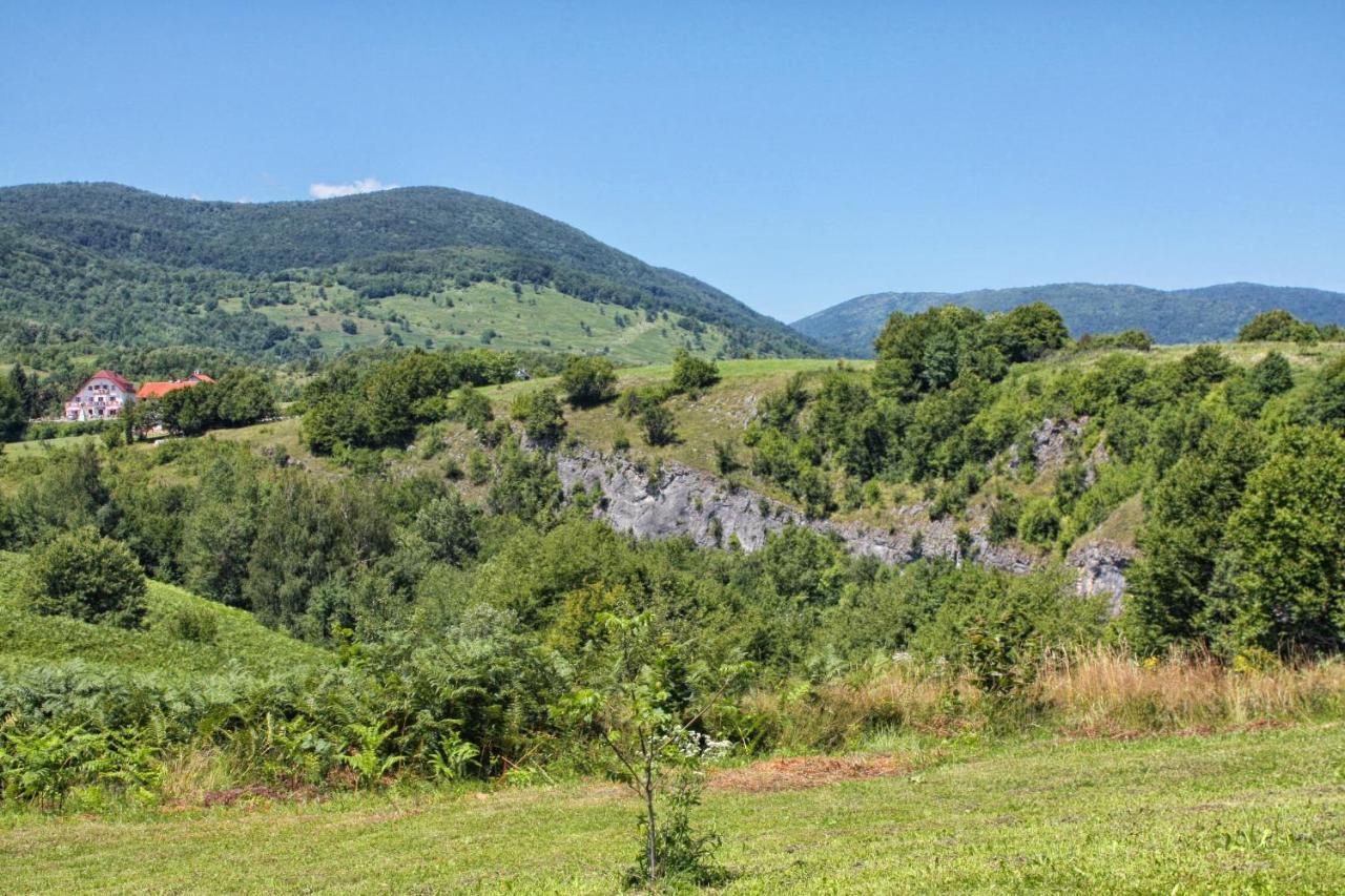 Apartments With A Parking Space Smoljanac, Plitvice - 12345 Εξωτερικό φωτογραφία