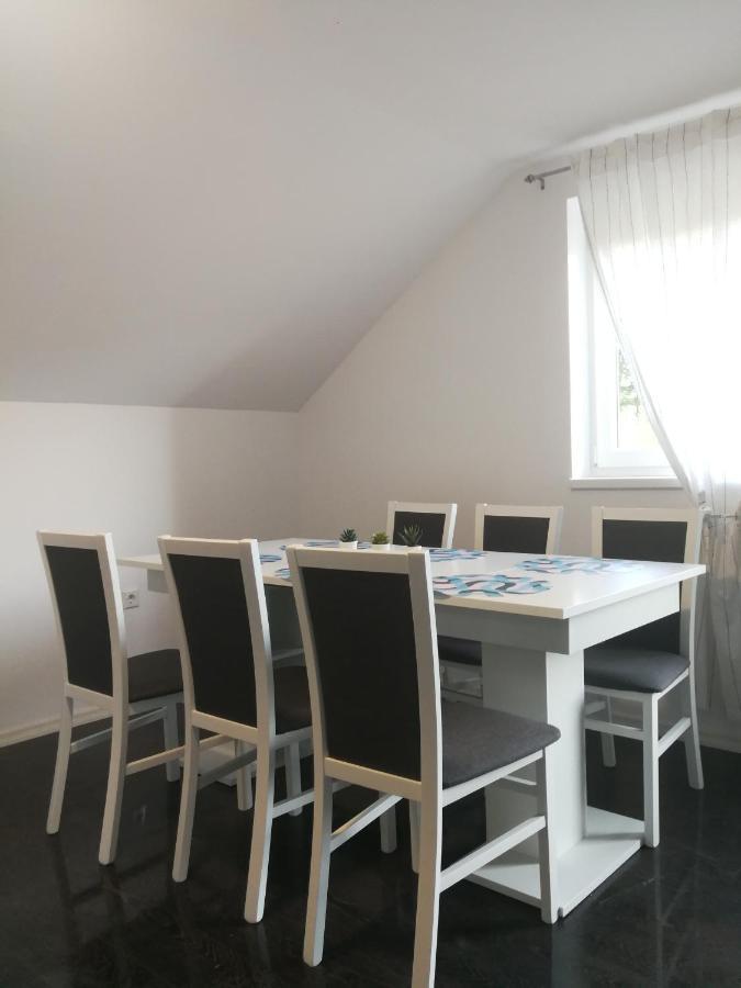 Apartments With A Parking Space Smoljanac, Plitvice - 12345 Εξωτερικό φωτογραφία