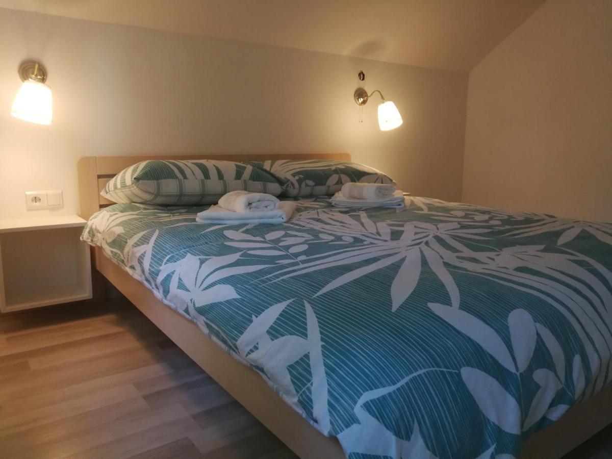 Apartments With A Parking Space Smoljanac, Plitvice - 12345 Εξωτερικό φωτογραφία
