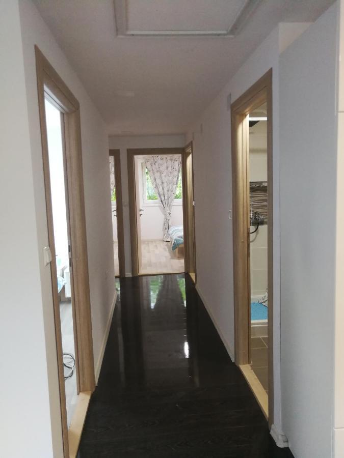 Apartments With A Parking Space Smoljanac, Plitvice - 12345 Εξωτερικό φωτογραφία